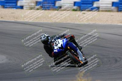 media/Apr-30-2023-CRA (Sun) [[020fcf5d43]]/Race 2-600 Expert Supersport/